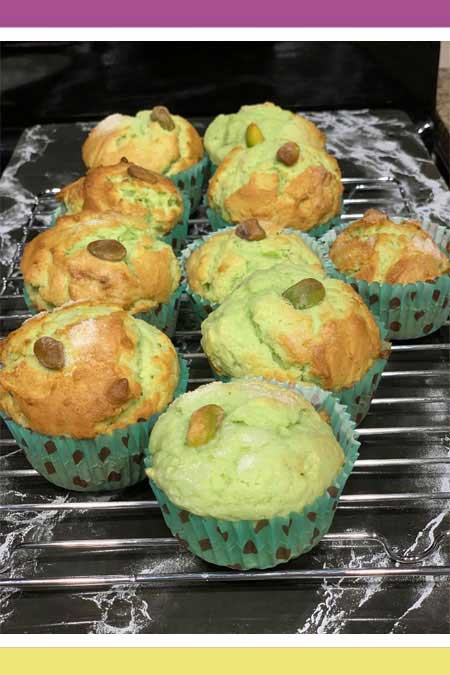 PISTACHIO BAKERY STYLE MUFFINS